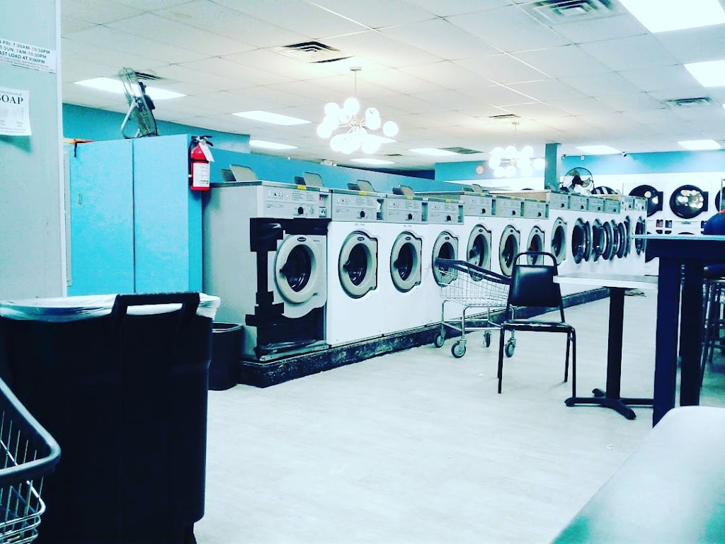 Bubble Room Laundromat - Olathe | 1216 W Dennis Ave, Olathe, KS 66201, USA | Phone: (913) 390-9274