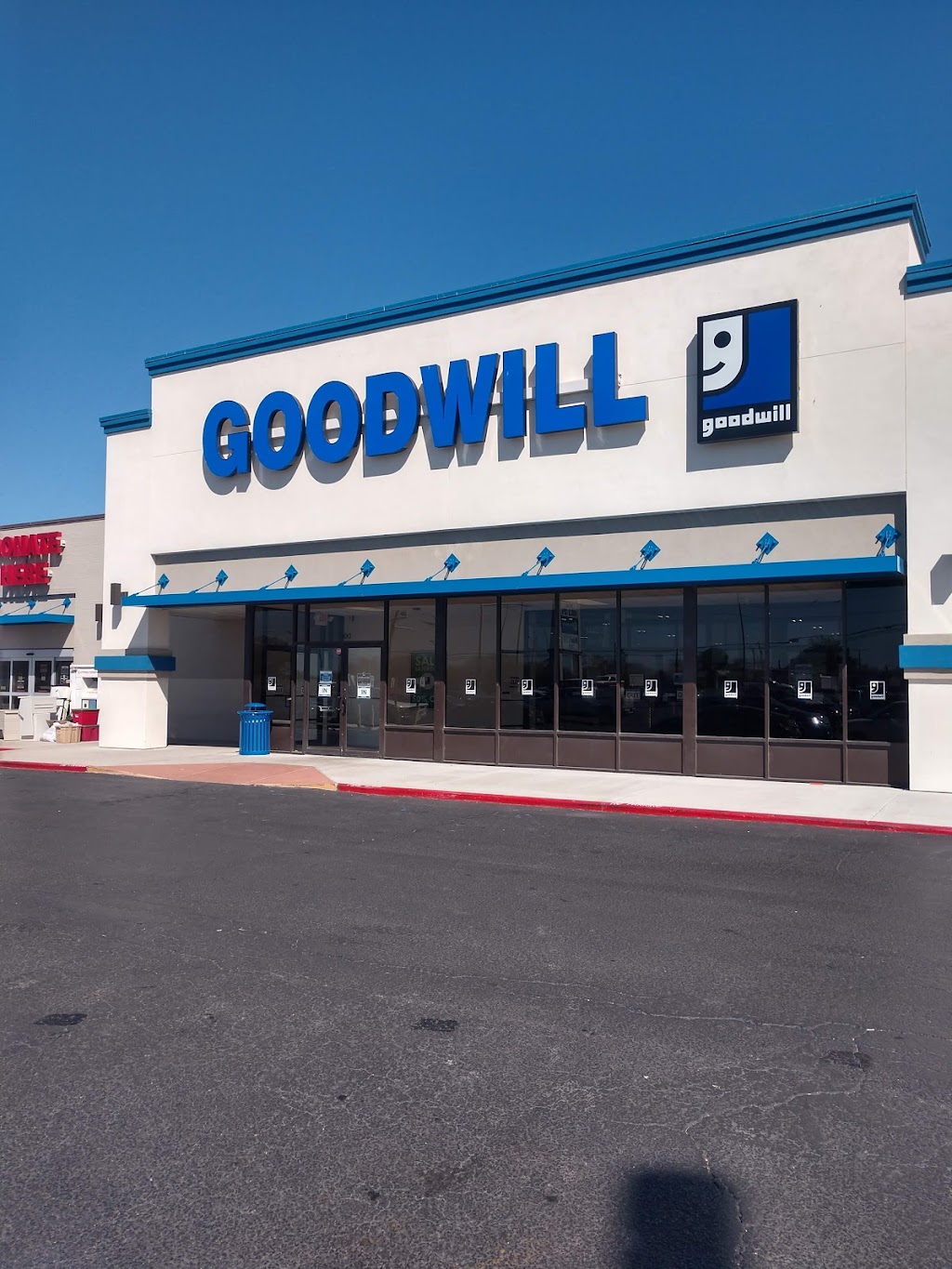 Goodwill | 11330 Leopard St, Corpus Christi, TX 78410, USA | Phone: (361) 248-4489