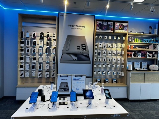 AT&T Store | 4335 Pheasant Ridge Dr NE #222, Blaine, MN 55449, USA | Phone: (763) 251-1367