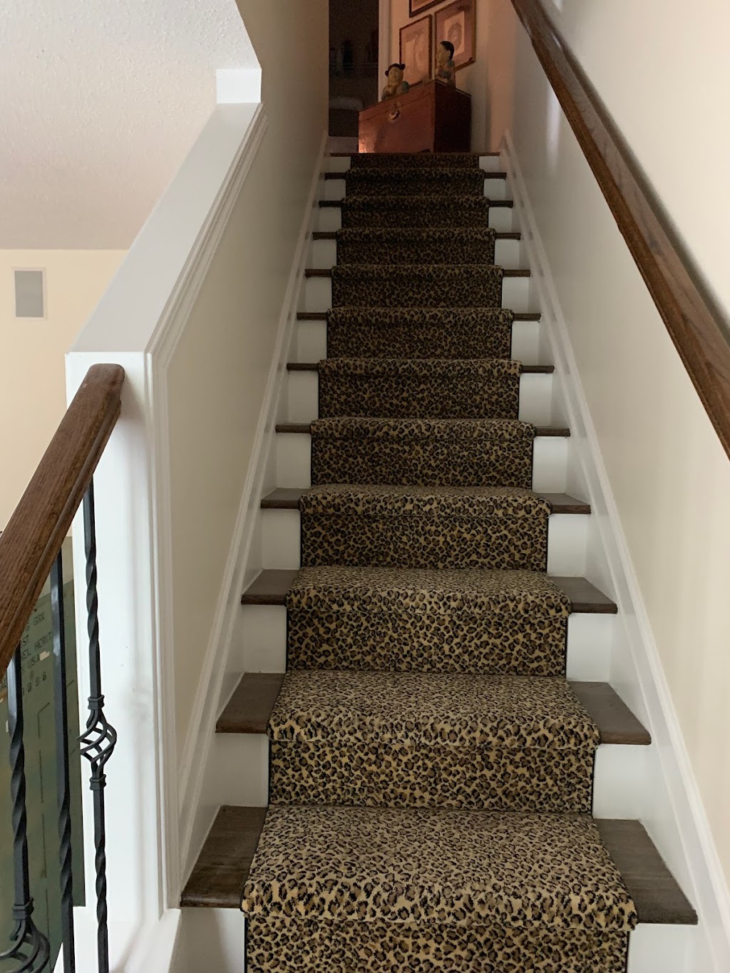 E&M Carpet Cleaning | Please change your address on the website. You are not located at, 128 Creekwood Tr, Acworth, GA 30102, USA | Phone: (678) 429-5649