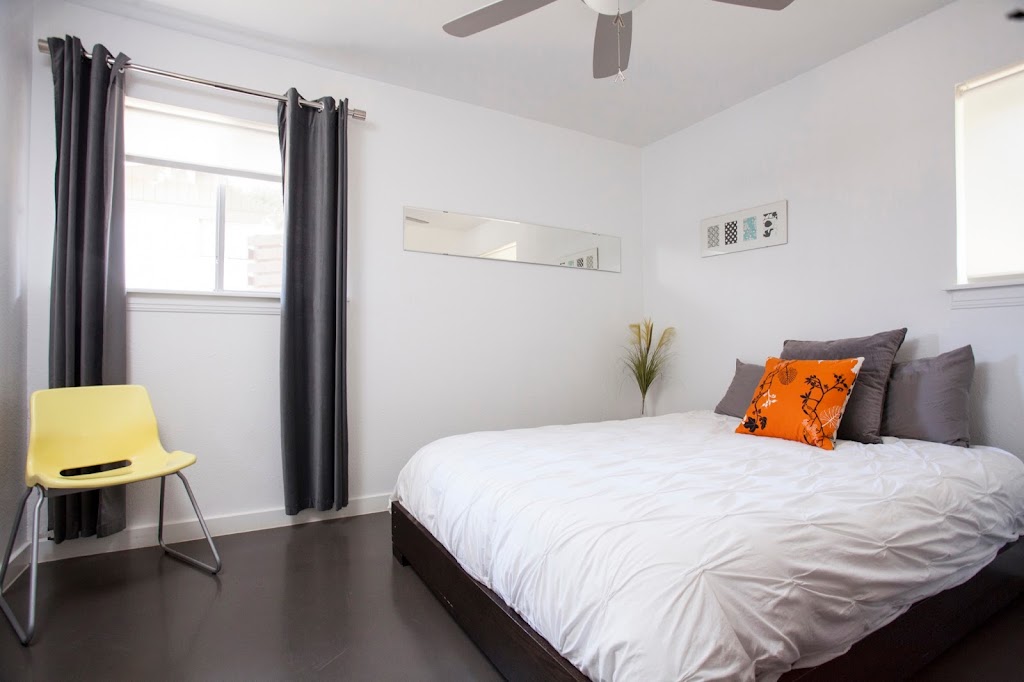 Soco Spaces Travis Heights Modern Green Door | 1101 B, Reagan Terrace Suite B, Austin, TX 78704, USA | Phone: (512) 348-8664