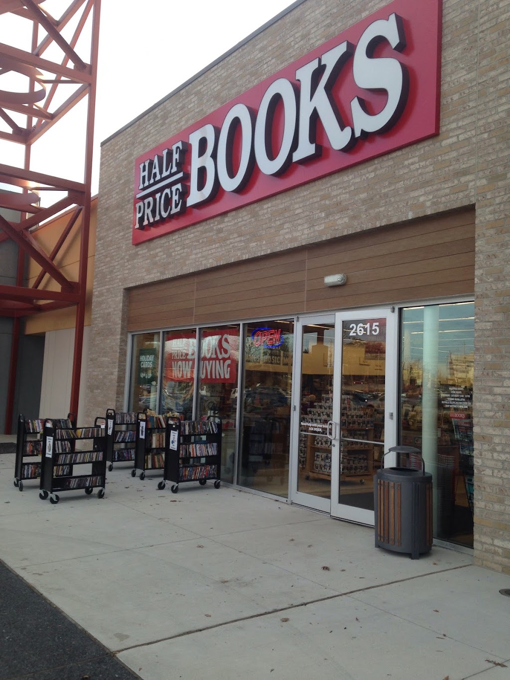 Half Price Books | 2615 N Decatur Rd, Decatur, GA 30033, USA | Phone: (404) 377-4593