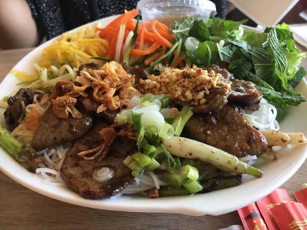 Gogo Phở | 5025 Stevens Creek Blvd, Santa Clara, CA 95051, USA | Phone: (408) 345-4646