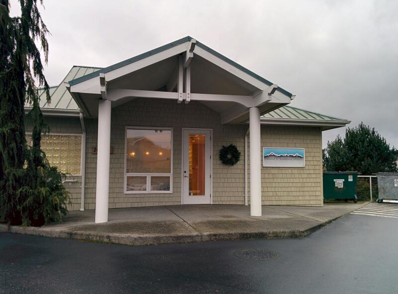 Whidbey Island Smiles | 1659 Layton Rd, Freeland, WA 98249, USA | Phone: (360) 331-6100