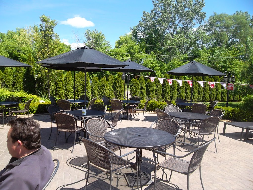 Tavern At Tinas Country House | 50870 North Ave, Macomb, MI 48042, USA | Phone: (586) 949-2288