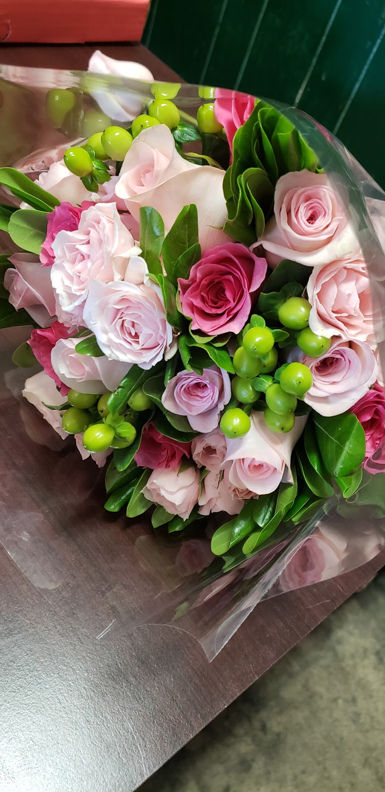 M&M Decorations and Flowers | 12521 Long Beach Blvd #2, Lynwood, CA 90262, USA | Phone: (562) 552-2706