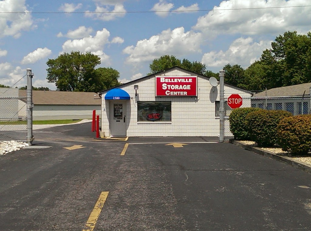 Belleville Storage Center | 1500 West Blvd, Belleville, IL 62221, USA | Phone: (618) 235-0600