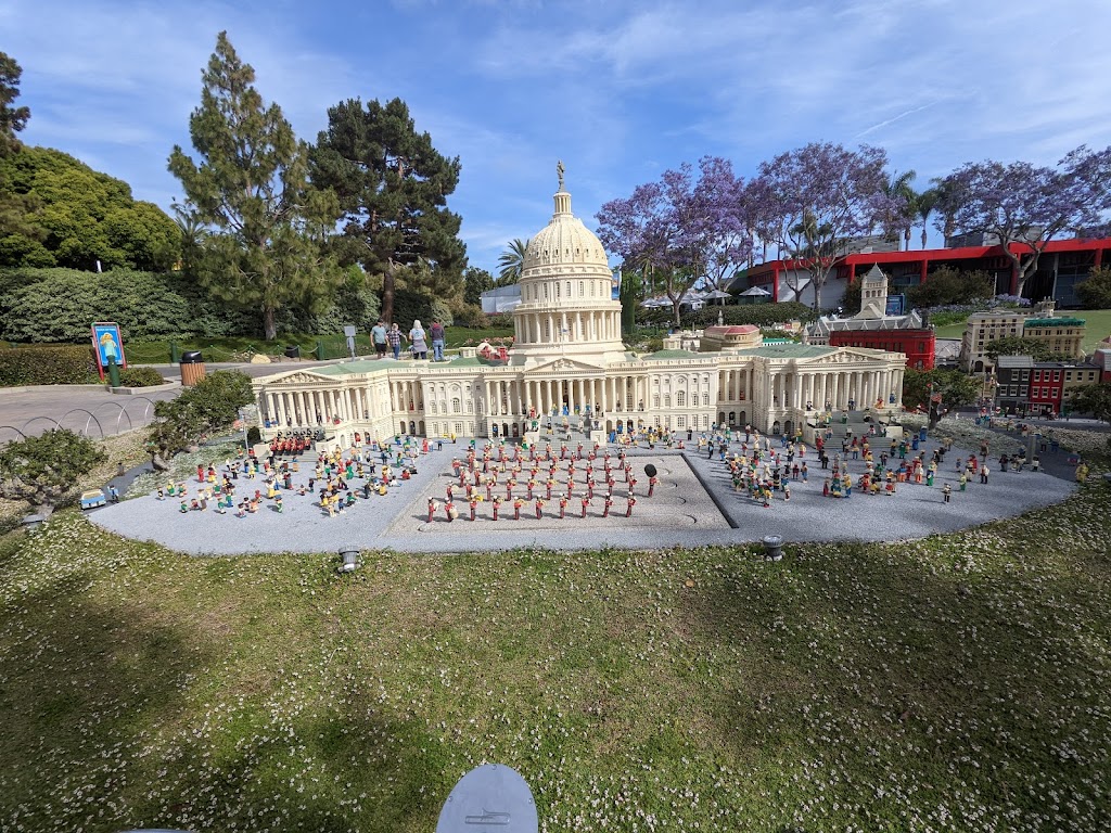 Miniland USA | 1 Legoland Dr, Carlsbad, CA 92008, USA | Phone: (877) 376-5346