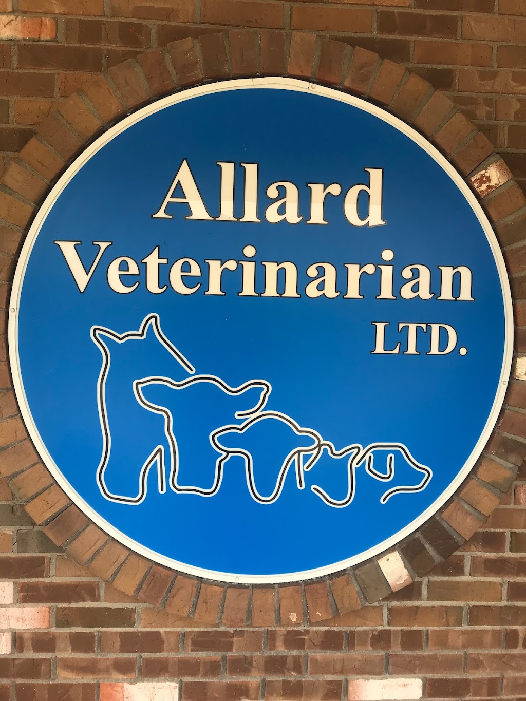 Sparta Animal Clinic | 1031 South Street Louis Street, Sparta, IL 62286, USA | Phone: (618) 443-2011