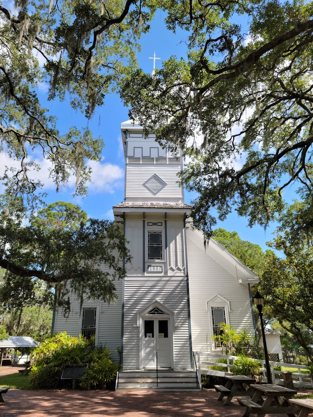 Manatee Village Historical Park | 1404 Manatee Ave E, Bradenton, FL 34208, USA | Phone: (941) 749-7165