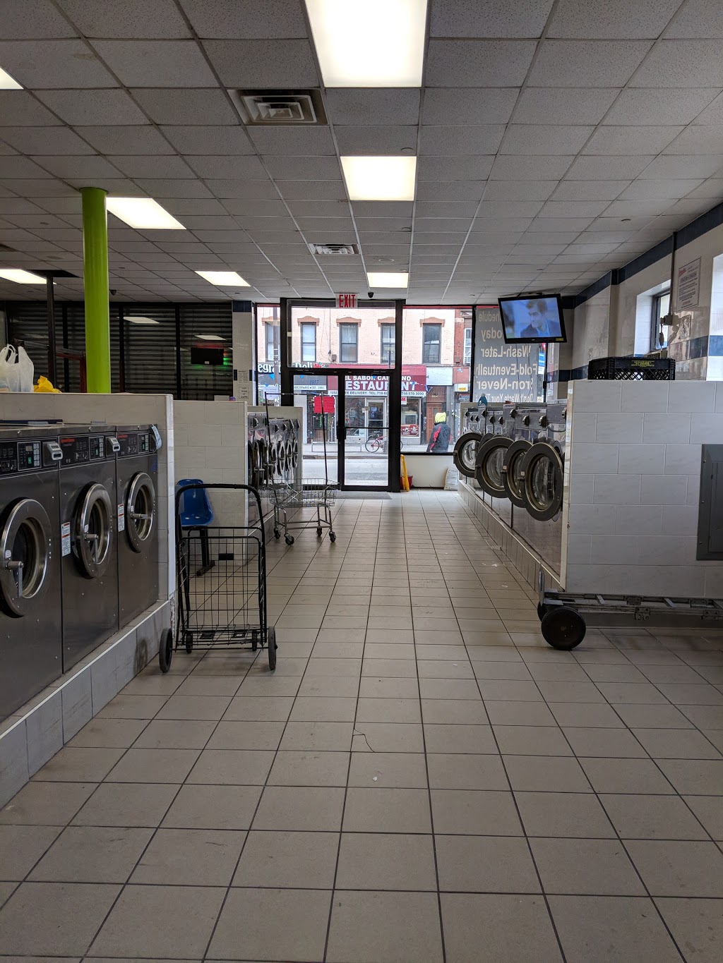 Bright Mart Laundry | 1065 Broadway, Brooklyn, NY 11221, USA | Phone: (347) 678-1148