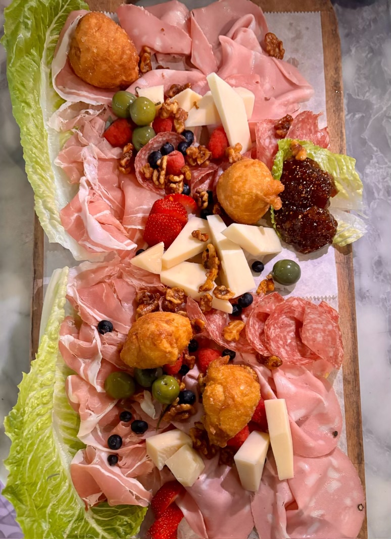 Napulé Restaurant | 7129 S Tamiami Trl, Sarasota, FL 34231, USA | Phone: (941) 556-9639