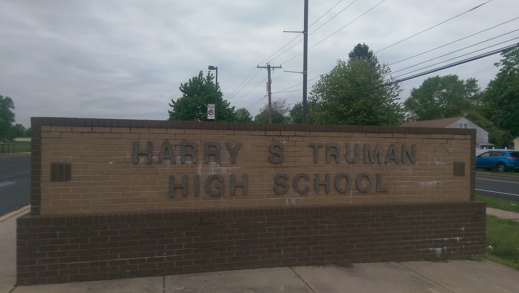 Harry S Truman High School | 3001 Green Ln, Levittown, PA 19057, USA | Phone: (215) 547-3000