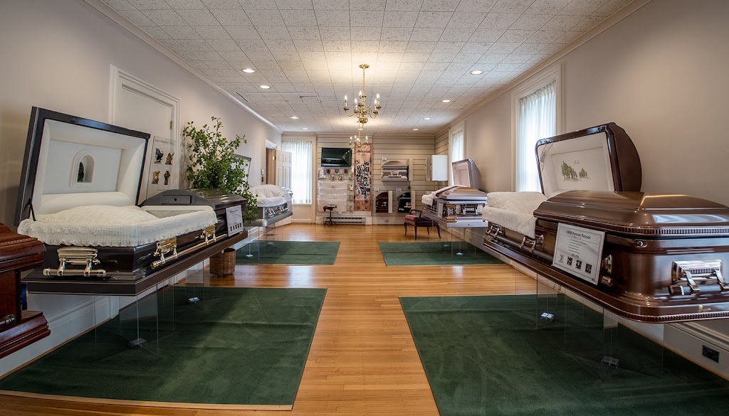 Amigone Funeral Home and Cremation Services | 5615 Broadway, Lancaster, NY 14086, USA | Phone: (716) 836-6500