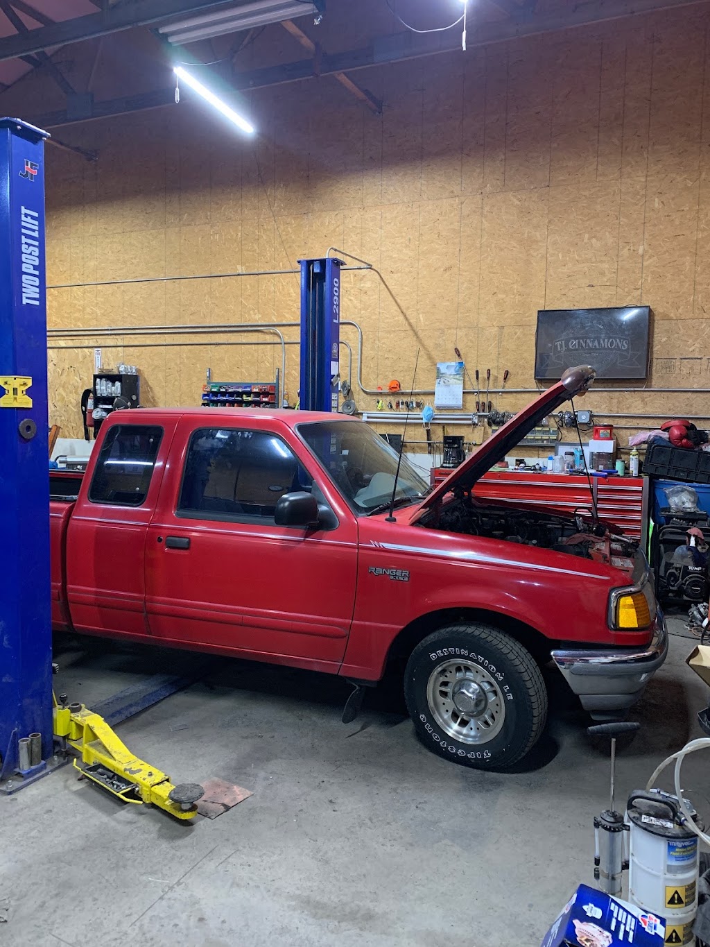 Francos Auto Repair | 2493 Ripley St, Lake Station, IN 46405, USA | Phone: (219) 629-6135