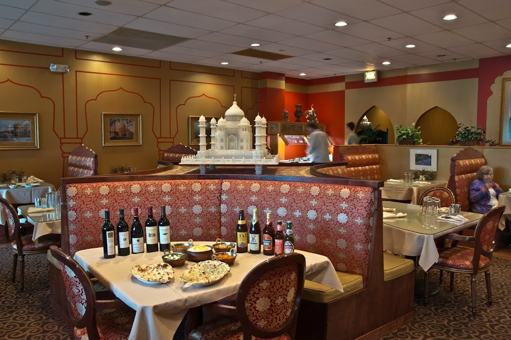 Taj Mahal 3 Restaurant & Bar | 1075 E South Boulder Rd #145, Louisville, CO 80027, USA | Phone: (303) 926-0999