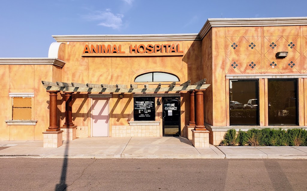 Parkway Springs Animal Hospital - at Arch Plaza | 2221 N Green Valley Pkwy, Henderson, NV 89014, USA | Phone: (702) 433-9111