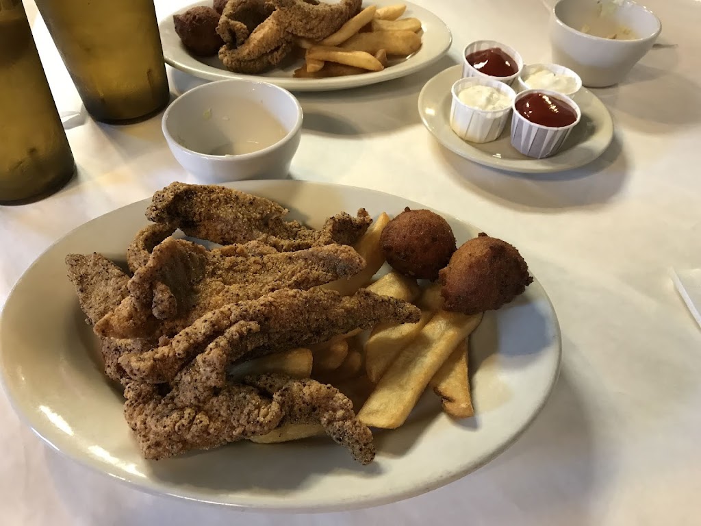 Adams Catfish House | 8523 LA-23, Belle Chasse, LA 70037, USA | Phone: (504) 392-0541