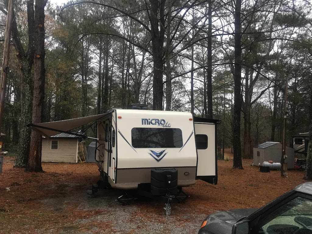 Pine Lakes RV Park | 142 Bagley Rd, Newnan, GA 30265, USA | Phone: (770) 463-4008