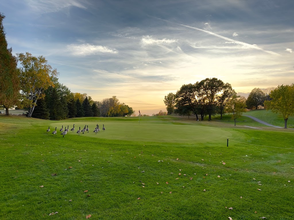 Valleywood Golf Course | 4851 McAndrews Rd, Apple Valley, MN 55124, USA | Phone: (952) 953-2323