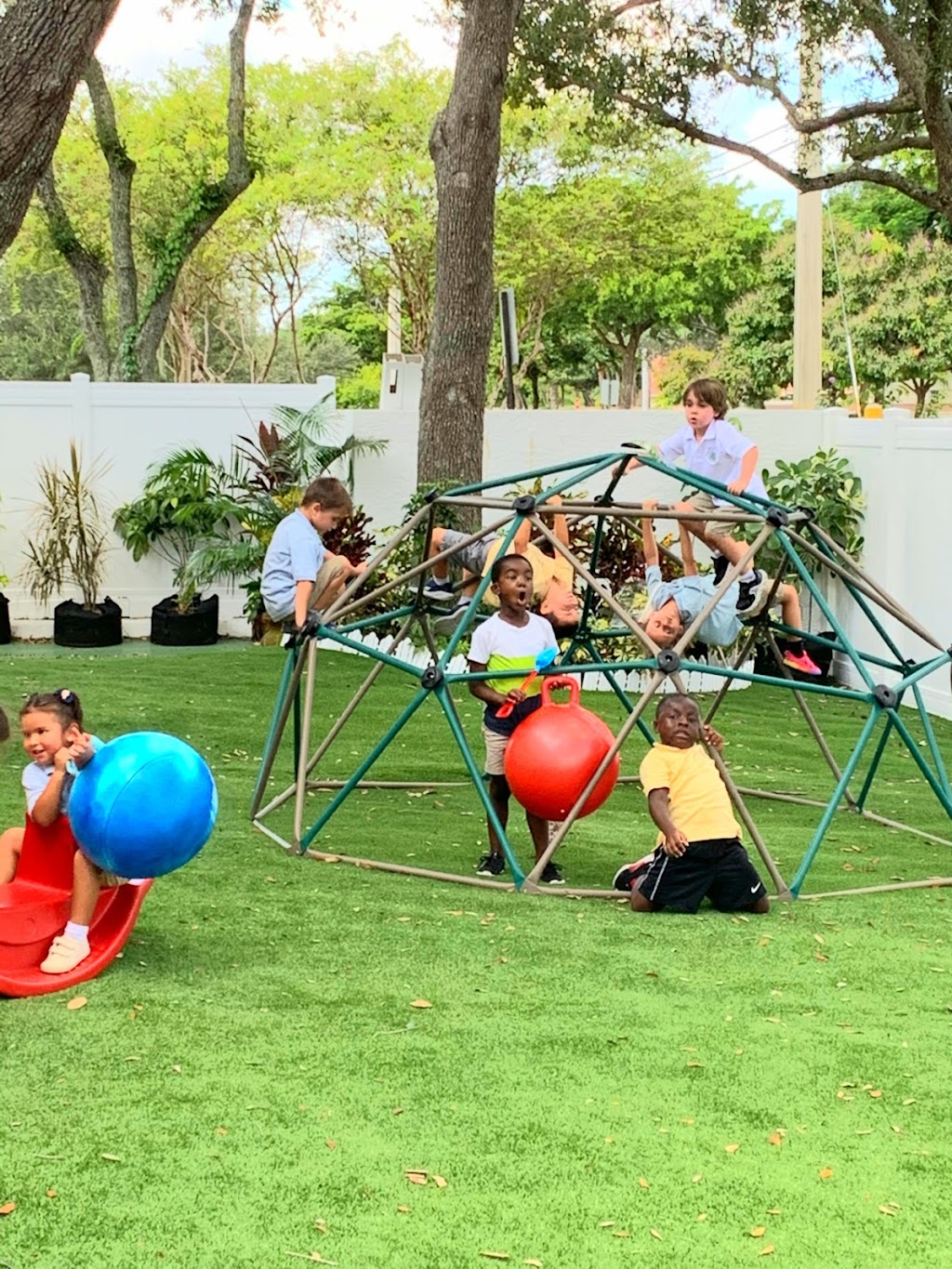 South Florida Montessori Academy | 8201 W McNab Rd, Tamarac, FL 33321, USA | Phone: (954) 951-7867