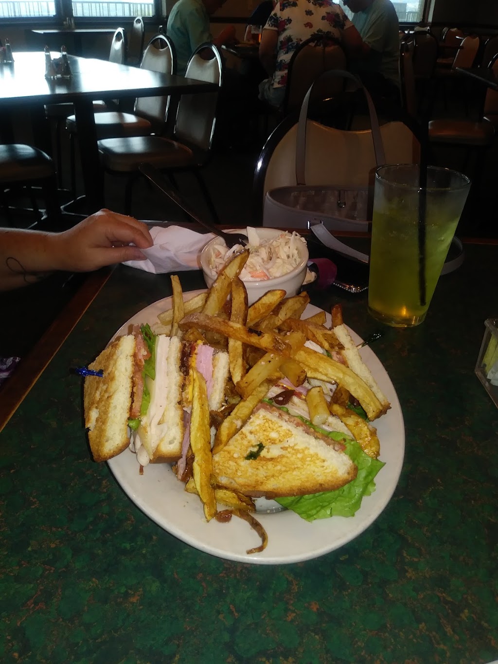 Club House Grille | 215 PA-981, Belle Vernon, PA 15012, USA | Phone: (724) 929-8300
