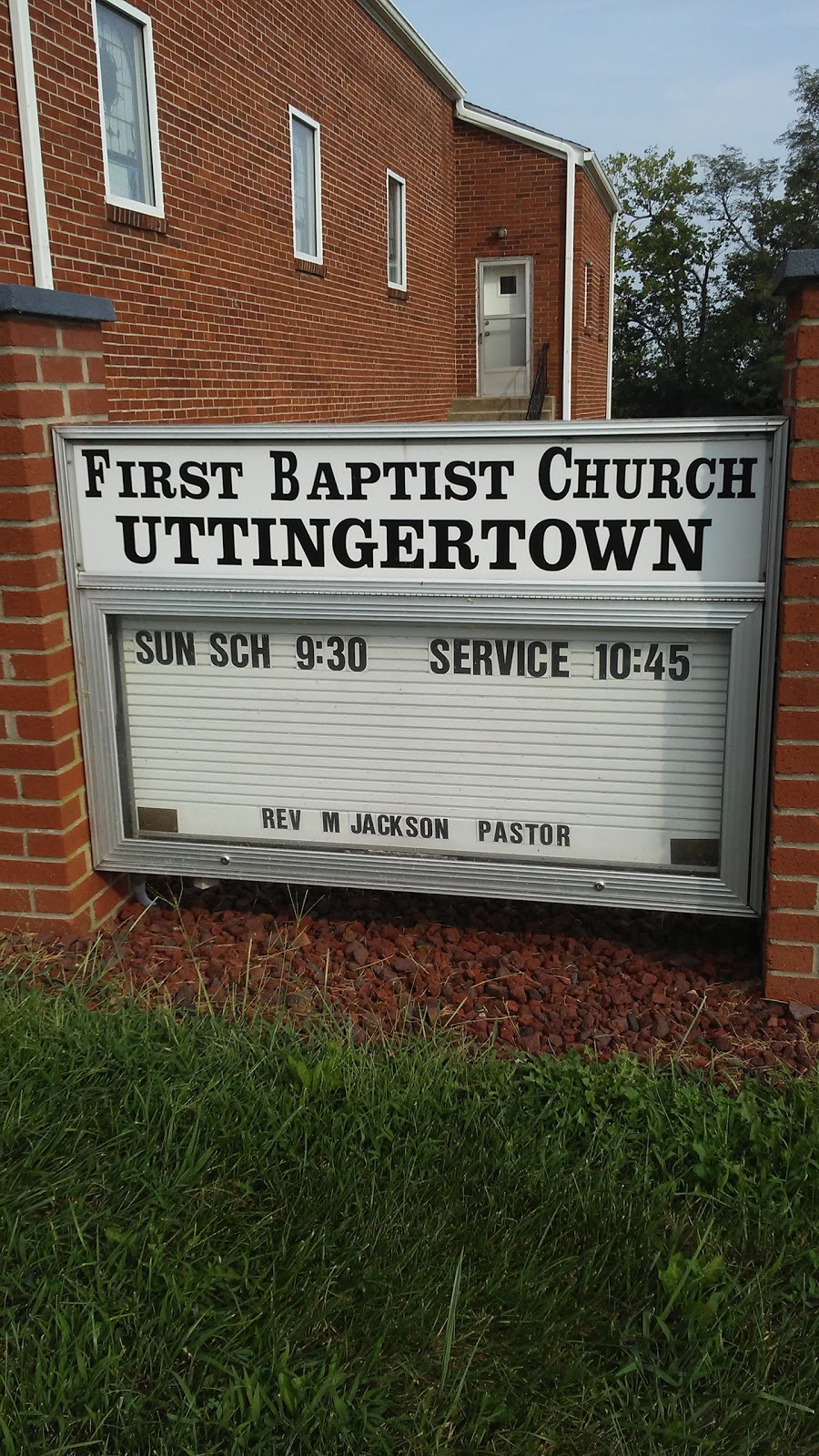 Uttingertown Baptist Church | 2995 Royster Rd, Lexington, KY 40516, USA | Phone: (859) 299-1299