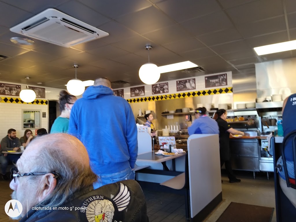 Waffle House | 5630 GA-20, Cartersville, GA 30121, USA | Phone: (770) 382-4434