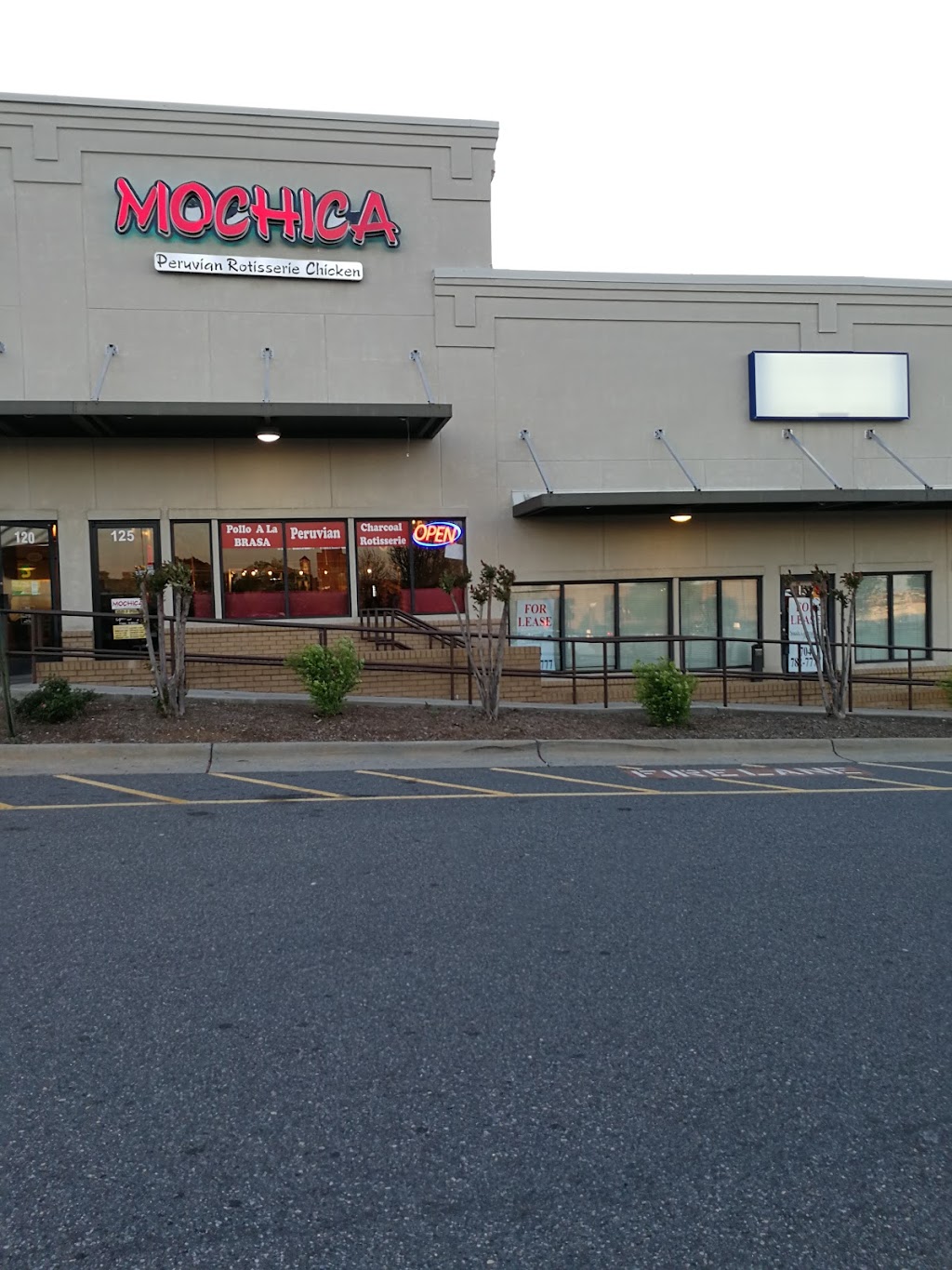 MOCHICA CHICKEN | 280 Concord Pkwy S, Concord, NC 28027, USA | Phone: (704) 784-0062