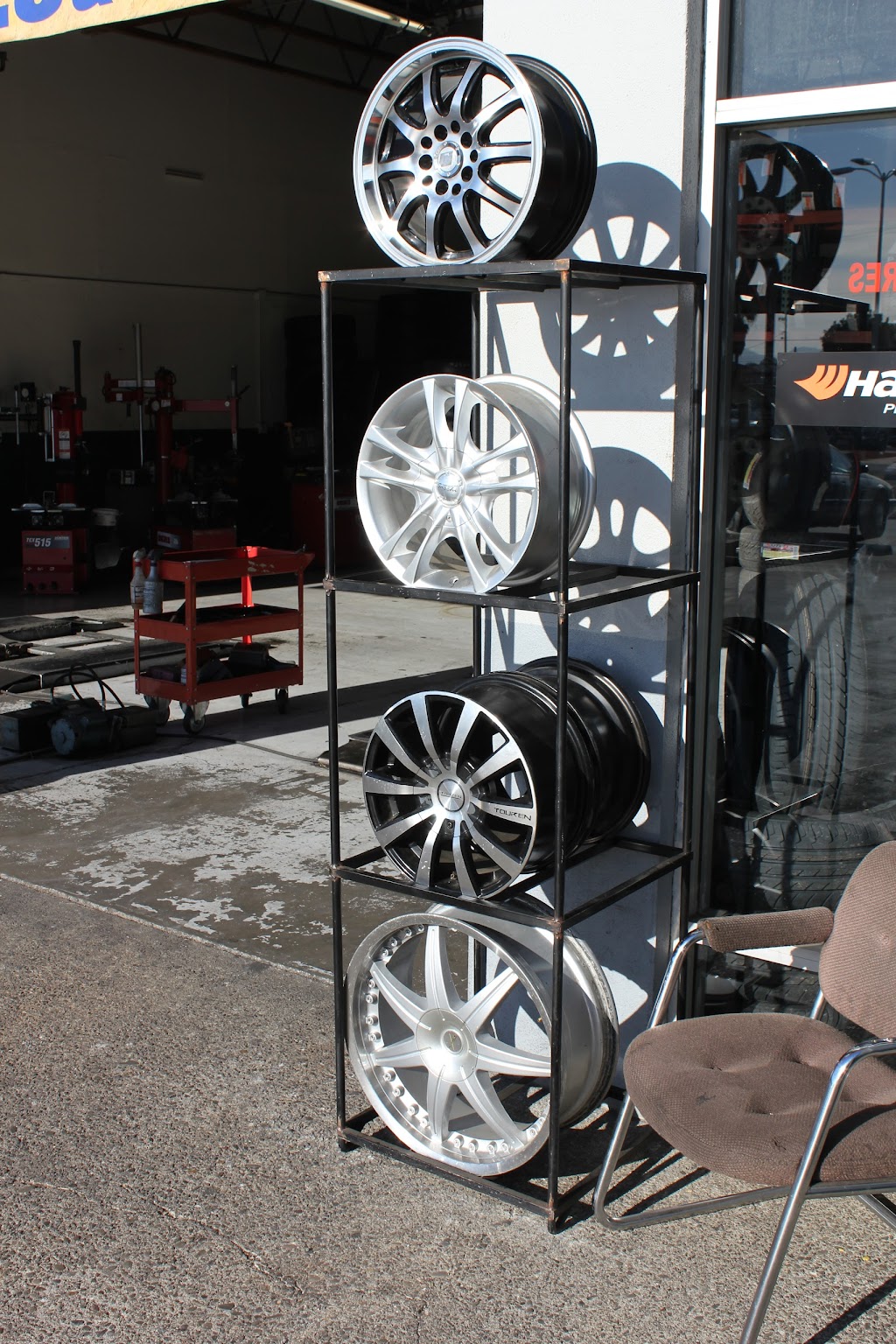 Vallejo Tire & Wheels | 2655 Monument Blvd C, Concord, CA 94520, USA | Phone: (925) 687-0300