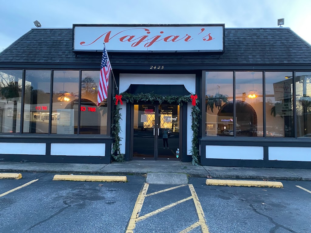 Najjars Pizza Haven Inc | 2425 Virginia Ave, Collinsville, VA 24078, USA | Phone: (276) 647-3363