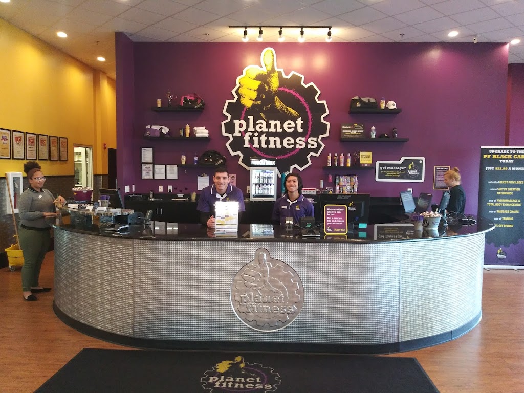 Planet Fitness | 4245 E Little Creek Rd, Norfolk, VA 23518, USA | Phone: (757) 644-6926