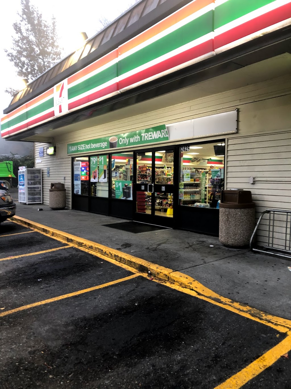 7-Eleven | 2429 Harbor Ave SW, Seattle, WA 98126, USA | Phone: (206) 937-9539