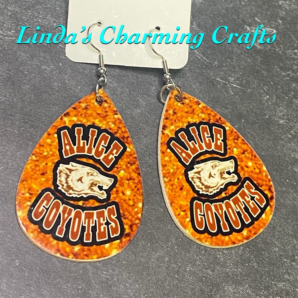 Lindas Charming Crafts | 1023 S Reynolds St, Alice, TX 78332, USA | Phone: (361) 453-4042