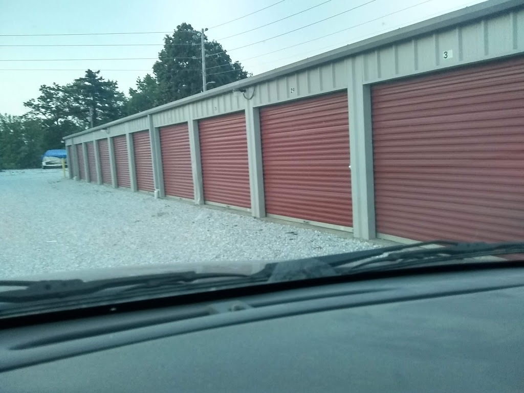 Winfield Storage | 6 Lloyd Ln, Winfield, MO 63389, USA | Phone: (636) 345-8550