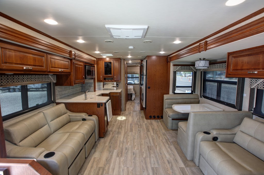 Robert Crist and Company RV | 2025 E Main St, Mesa, AZ 85213 | Phone: (480) 834-9410