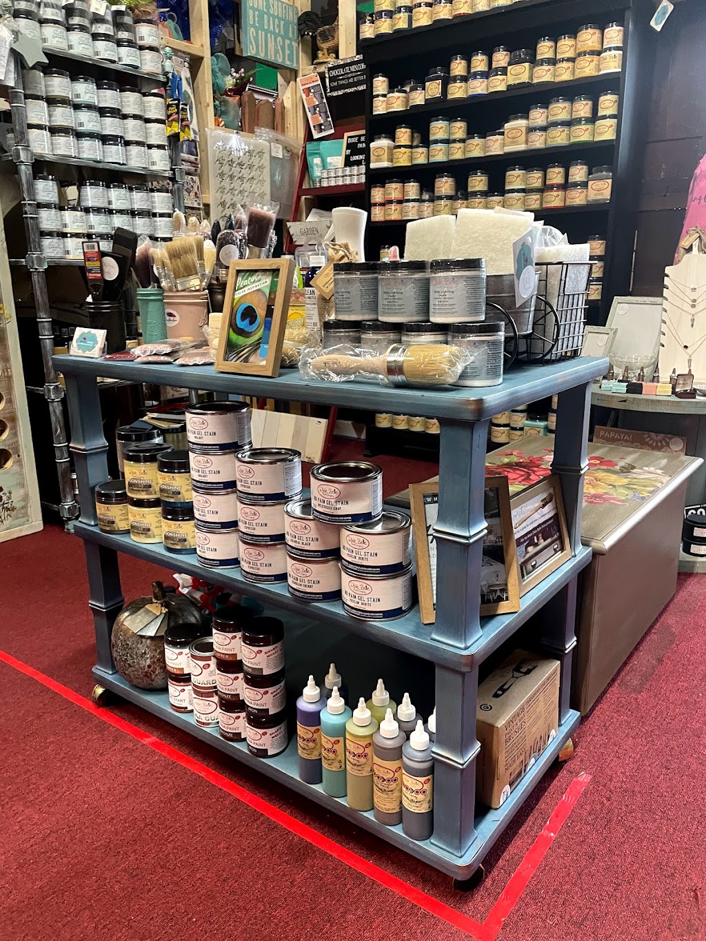 Looking Glass Lane Boutique | 8096 US-51, Southaven, MS 38671, USA | Phone: (901) 596-6669 Looking Glass Lane Boutique | 8096 US-51, Southaven, MS 38671, USA | Phone: (901) 596-6669