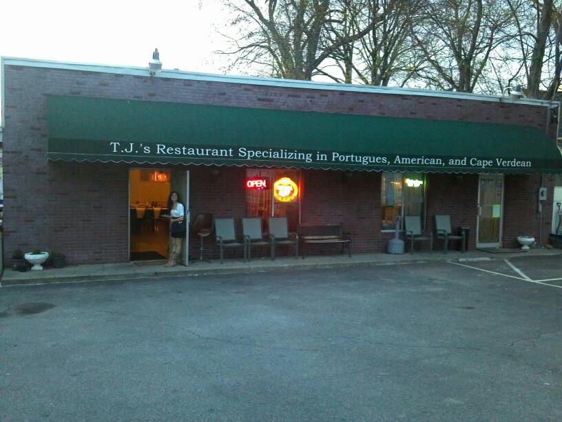 T Js Diner | 4 Alger Ave, Taunton, MA 02780, USA | Phone: (508) 880-0460