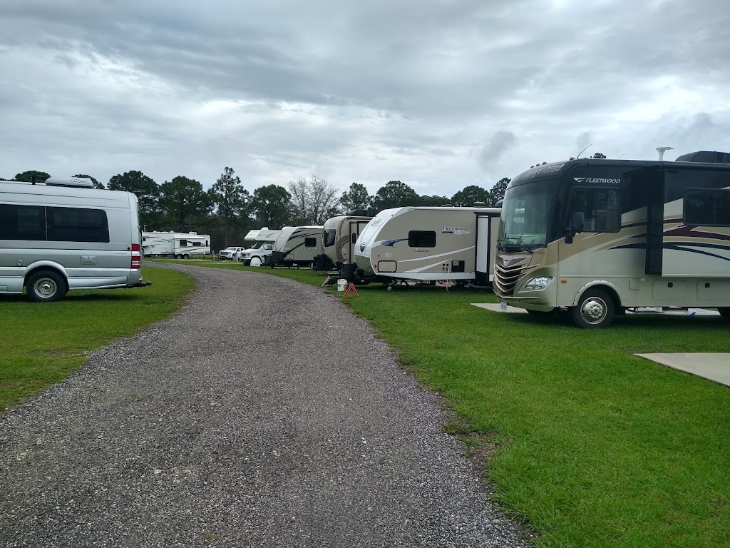 Travelers Rest RV Resort and Golf Course | 29129 Johnston Rd, Dade City, FL 33523, USA | Phone: (352) 588-2013