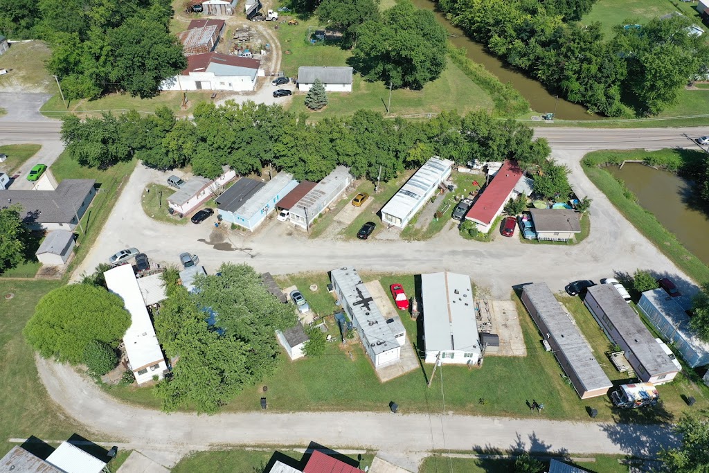 Edwards Mobile Home Park | 3113 W Chain of Rocks Rd, Granite City, IL 62040, USA | Phone: (708) 232-3954