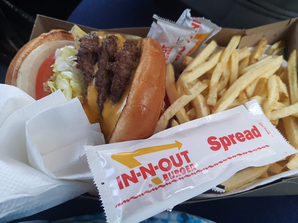 In-N-Out Burger | 2235 S Mountain Ave, Ontario, CA 91761, USA | Phone: (800) 786-1000