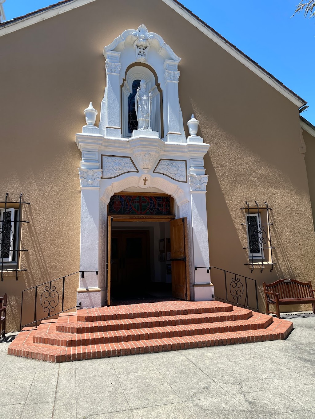 St Patricks Church | 114 King St, Larkspur, CA 94939, USA | Phone: (415) 924-0600