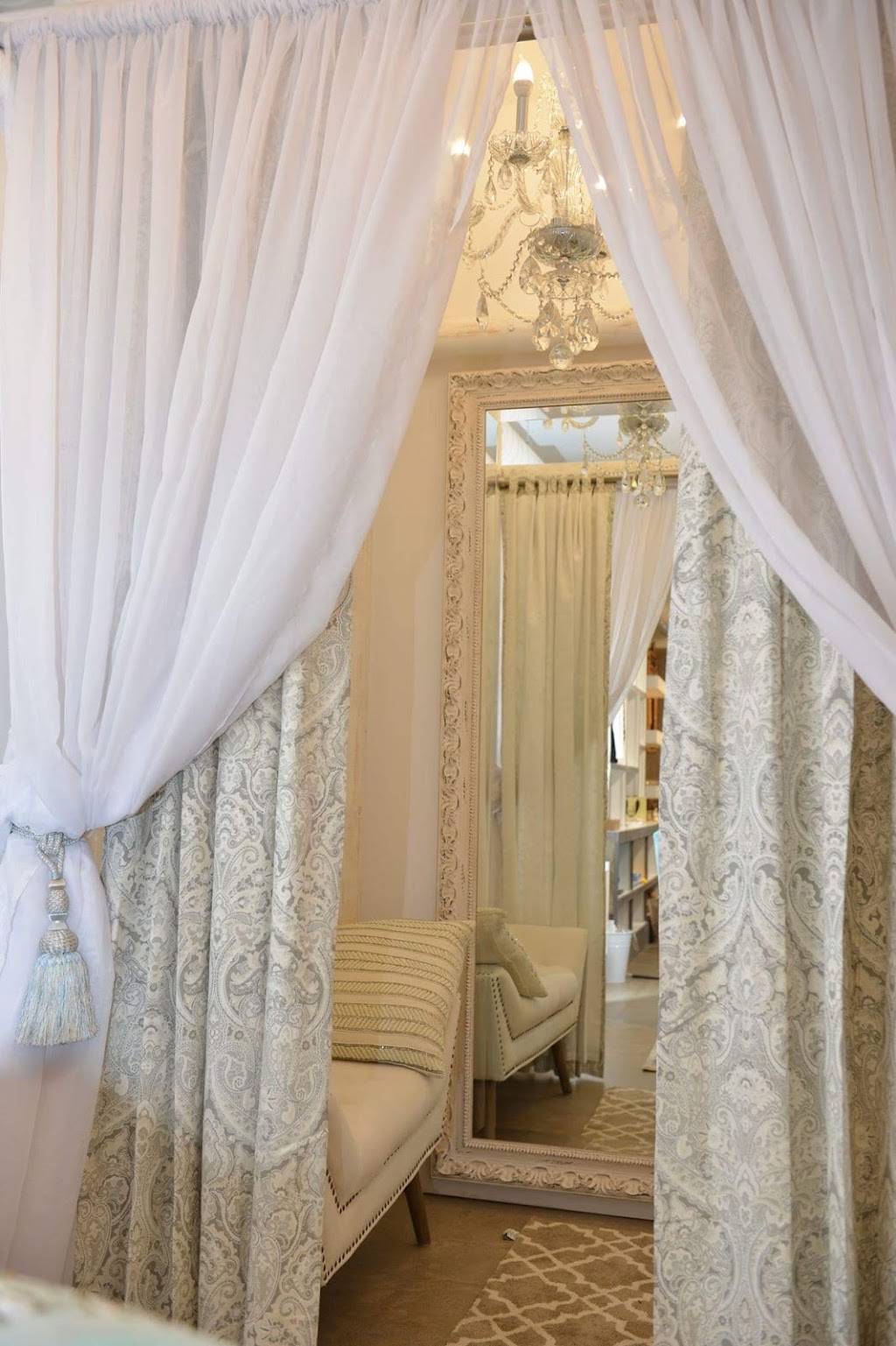 Covent Lane | 3734 Long Beach Blvd, Long Beach, CA 90807, USA | Phone: (562) 349-0322 Covent Lane | 3734 Long Beach Blvd, Long Beach, CA 90807, USA | Phone: (562) 349-0322