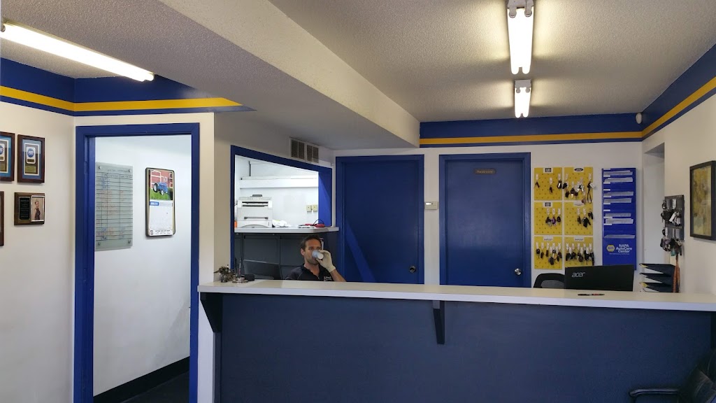 Slims Motor Clinic | 14101 7th Ave NW, Anoka, MN 55304, USA | Phone: (763) 421-0092