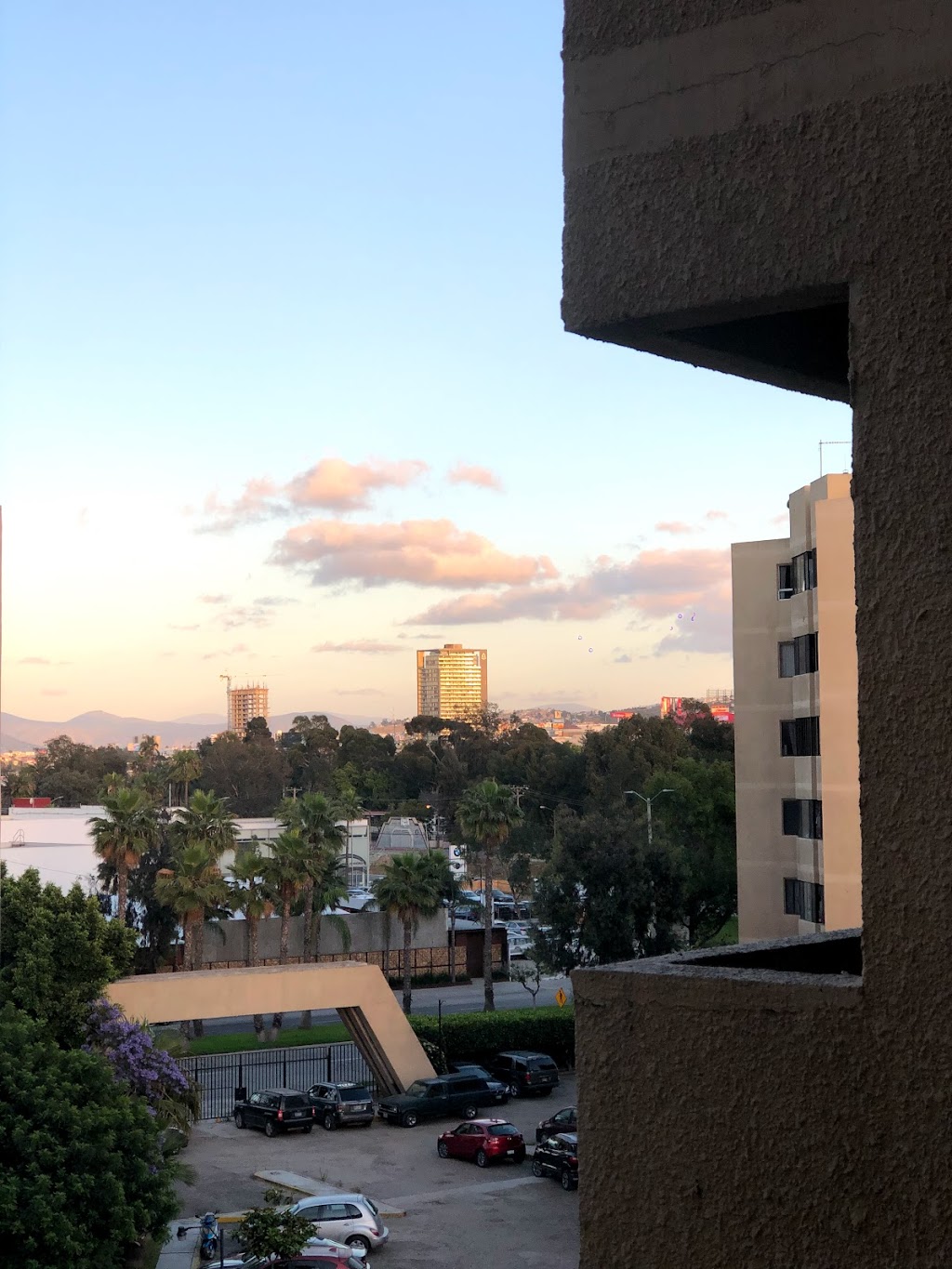 Apartamentos Amueblados de Renta Zona Rio | Misión de La Paz 1402, Zona Urbana Rio Tijuana, 22010 Tijuana, B.C., Mexico | Phone: 664 416 0924