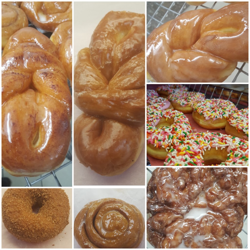 Donut King | 1214 W Lindsey St, Norman, OK 73069, USA | Phone: (405) 321-7882