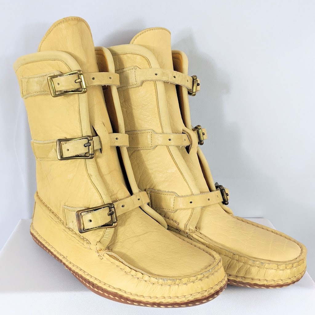 Dyers Original Moccasins | 5961 IN-62, Friendship, IN 47021, USA | Phone: (812) 667-5442