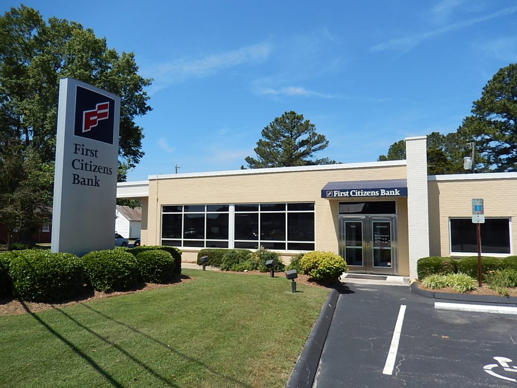 First Citizens Bank | 20 NC-32 North, Sunbury, NC 27979, USA | Phone: (252) 465-8621