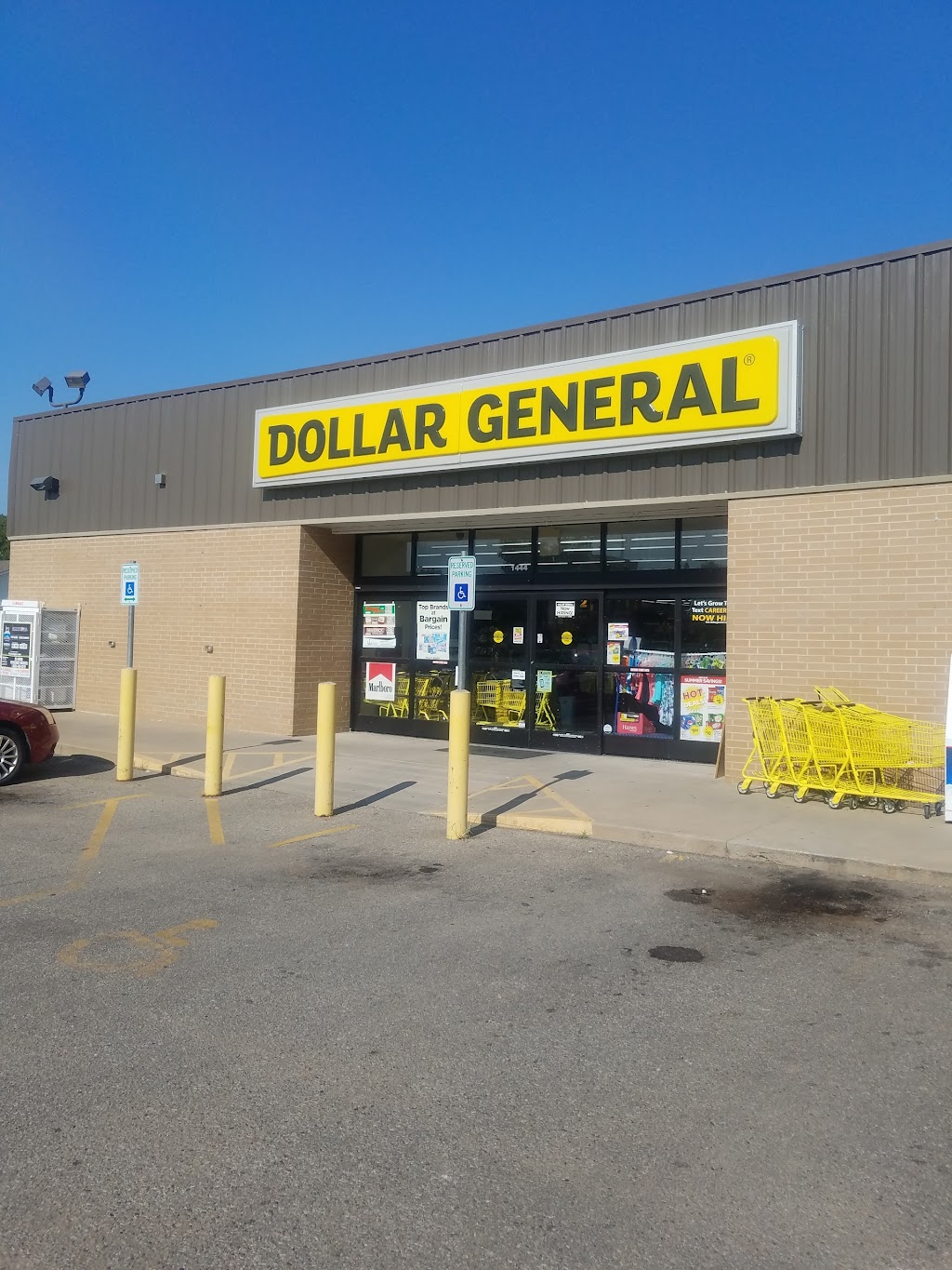 Dollar General | 1444 N Main St, McPherson, KS 67460, USA | Phone: (620) 322-1439