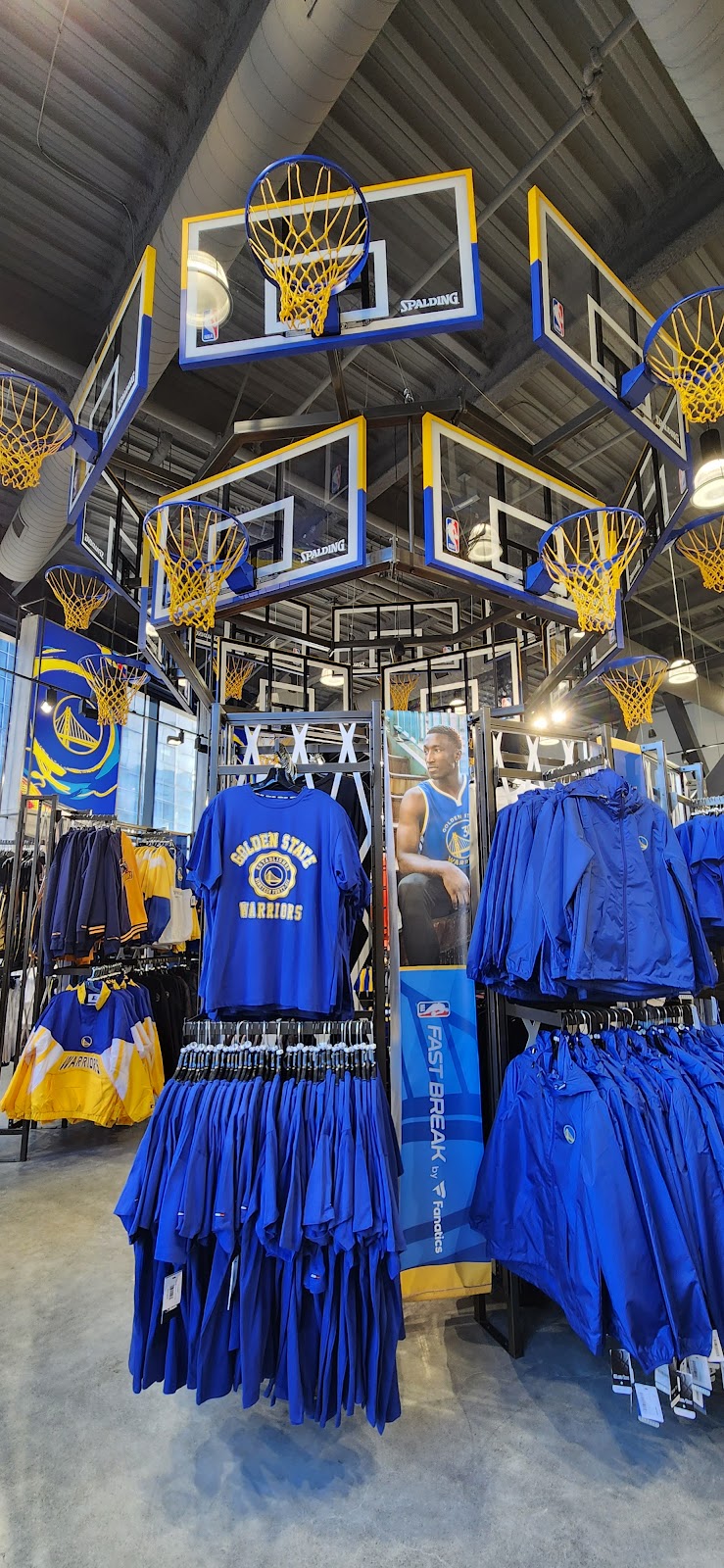 Warriors Shop | 151 Warriors Way Suite 106, San Francisco, CA 94158, USA | Phone: (415) 431-7012